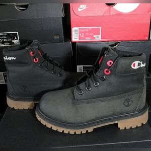 TIMBERLAND BOOTS 6 INCH DARK OLIVE SOFT SUEDE US SIZE 1 YOUTH GOOD COND